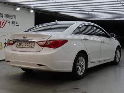 Hyundai Sonata 2011, 83235 км, за 3900000 KRW