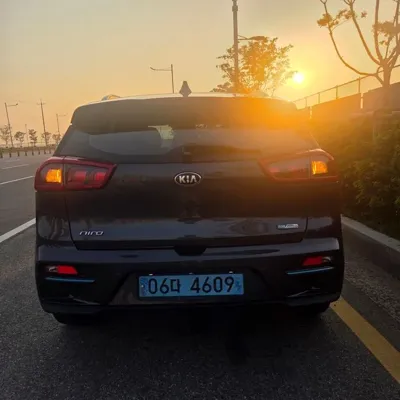 Kia Niro 2019, 137133 км, за 99980000 KRW