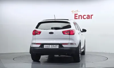Kia Sportage 2011, 105631 км, за 6500000 KRW