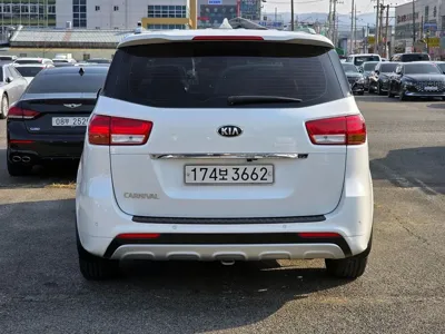 Kia Canival 2016, 206778 км, за 6700000 KRW