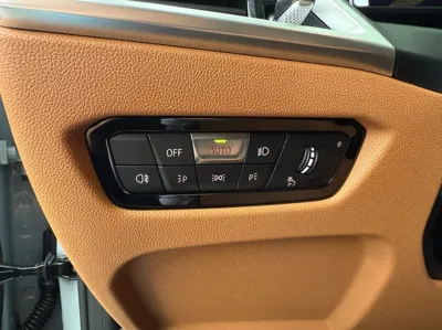 BMW i4 2025, 1324 км, за 48800000 KRW - фото 9