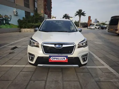 Subaru Forester 2021, 38000 км, за 165000 CNY