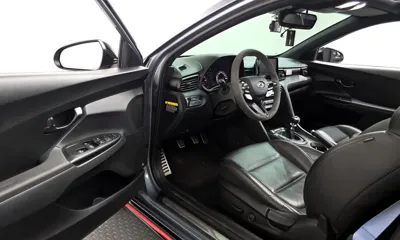 Hyundai Veloster 2019, 82804 км, за 15900000 KRW - фото 10