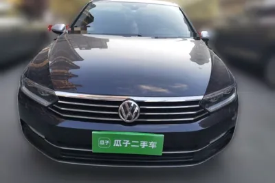 Volkswagen Magotan 2017, 122700 км, за 56246.4 CNY