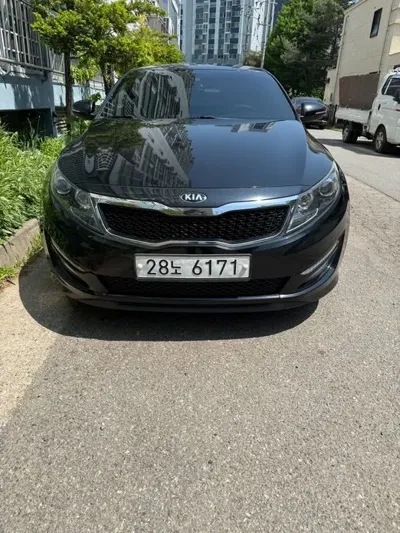 Kia K5 · 2011 год