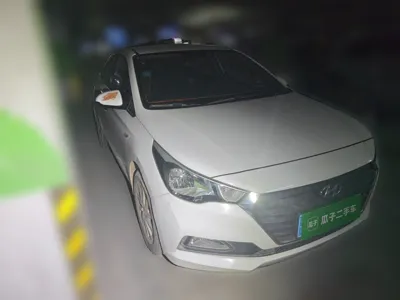 Hyundai Verna (new generation) 2016, 31600 км, за 26774.03 CNY