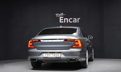 Volvo S90 2018, 92467 км, за 22900000 KRW