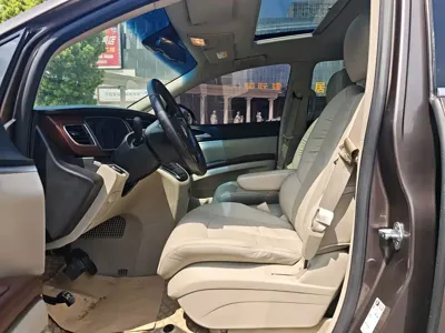 Buick GL8 2017, 188000 км, за 65800 CNY