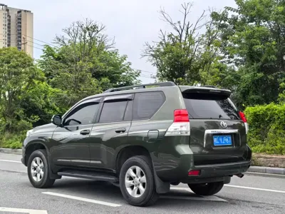 Toyota Prado (Import) 2012, 235000 км, за 123800 CNY