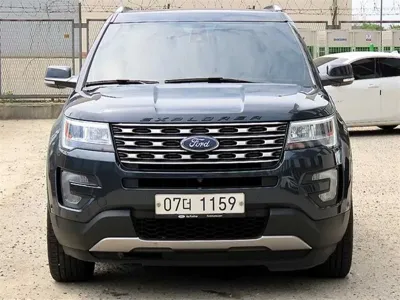 Ford Explorer · 2017 год