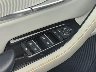 BYD PLUS New Energy 2021, 79000 км, за 79800 CNY - фото 21