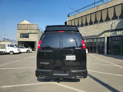 Chevrolet Express Van 2016, 129000 км, за 26500000 KRW