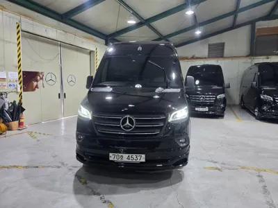 Mercedes-Benz Sprinter 2019, 188000 км, за 88000000 KRW