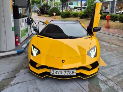 Lamborghini Aventador · 2019 год