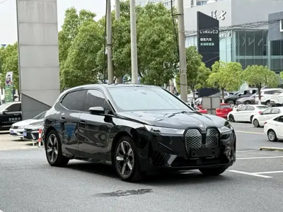 BMW iX 2023, 82000 км, за 189800 CNY