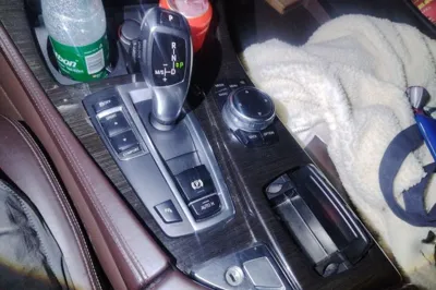 BMW 5 Series 2017, 97600 км, за 104525.58 CNY - фото 13