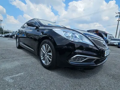 Hyundai Grandeur 2015, 101152 км, за 7500000 KRW - фото 1