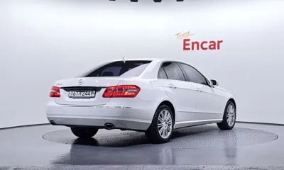 Mercedes-Benz E-Class 2011, 123556 км, за 7500000 KRW