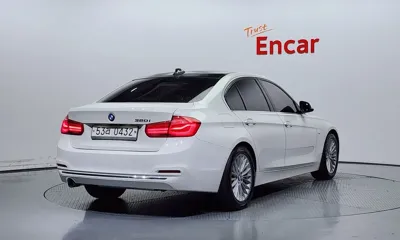 BMW 3-Series 2016, 119588 км, за 8300000 KRW