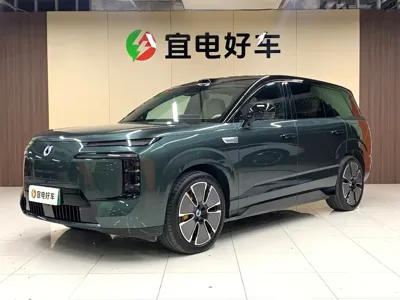 Denza 腾势N8L · 2025 год