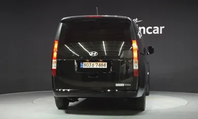 Hyundai Staria 2025, 17087 км, за 30900000 KRW