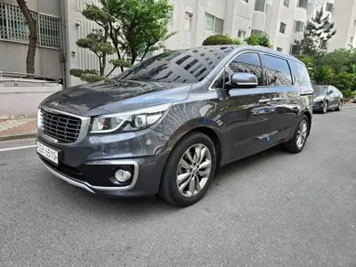 Kia Canival · 2017 год