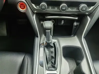 Honda Accord 2018, 66800 км, за 57800 CNY - фото 13