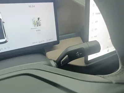 Volvo 沃尔沃XC70插电式混动 2025, 7000 км, за 234700 CNY - фото 14