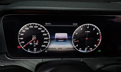 Mercedes-Benz E-Class 2019, 84867 км, за 23500000 KRW - фото 8