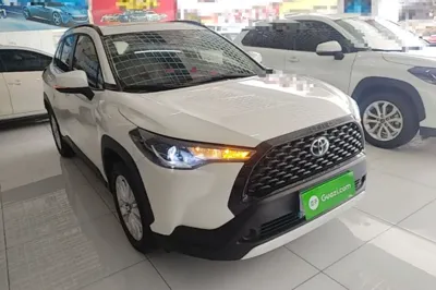 Toyota Corolla Cross 2023, 13200 км, за 92499.97 CNY