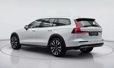 Volvo V60 2025, 405 км, за 52000000 KRW - фото 2