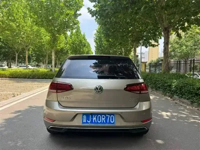 Volkswagen Golf 2018, 90000 км, за 49800 CNY - фото 5
