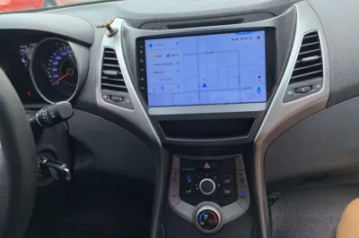 Hyundai Elantra (5th Generation 2016, 107100 км, за 42855.83 CNY - фото 15