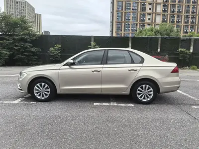 Volkswagen Bora 2019, 80000 км, за 33800 CNY