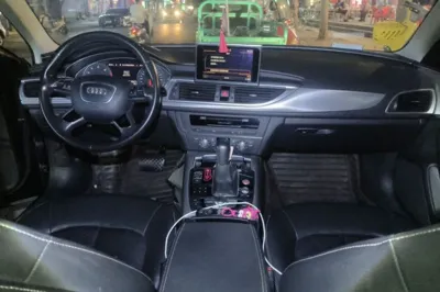 Audi A6L 2018, 104300 км, за 112268.46 CNY - фото 10