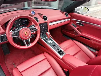 Porsche 718 2022, 22000 км, за 399799 CNY