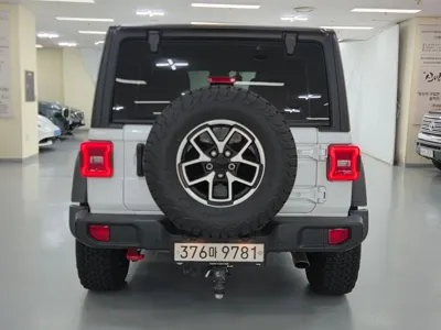 Jeep Wrangler 2024, 22975 км, за 64900000 KRW