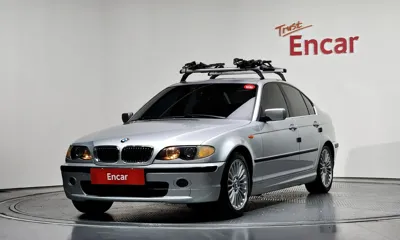 BMW 3-Series · 2003 год