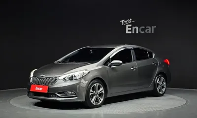 Kia K3 · 2013 год