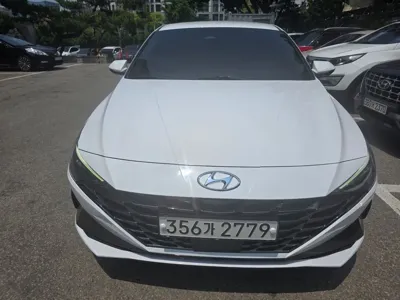 Hyundai Avante · 2021 год