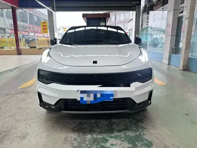 Lynk & Co 05 2020, 80000 км, за 69000 CNY