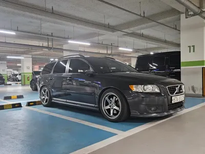 Volvo V50 · 2010 год