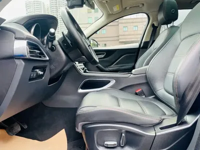 Jaguar F-Pace 2020, 86000 км, за 95800 CNY - фото 4