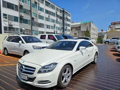 Mercedes-Benz CLS-Class 2012, 131597 км, за 9000000 KRW