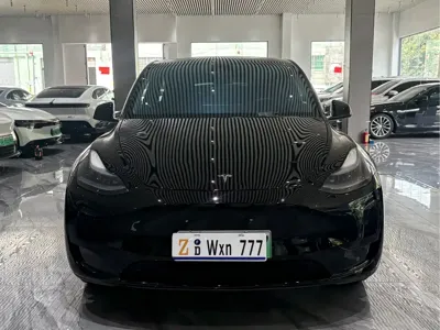 Tesla Model Y 2023, 31000 км, за 158800 CNY