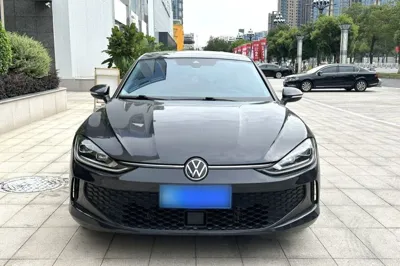 Volkswagen Lamando 2022, 94100 км, за 97530.47 CNY