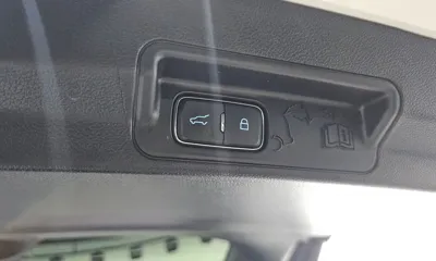 Ford Explorer 2021, 24843 км, за 33900000 KRW - фото 20