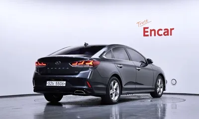 Hyundai Sonata 2018, 142032 км, за 10500000 KRW