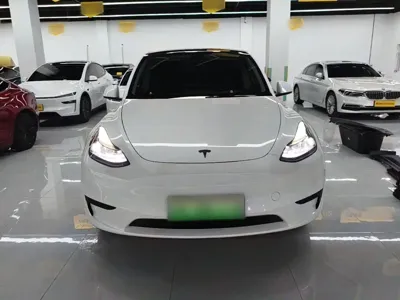 Tesla Model Y 2024, 40599 км, за 190000 CNY