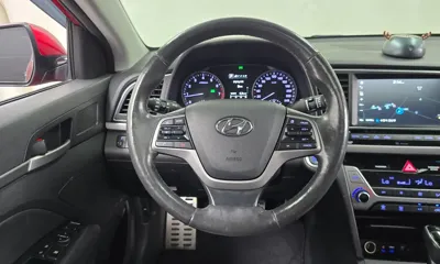 Hyundai Avante 2016, 94810 км, за 7500000 KRW - фото 12